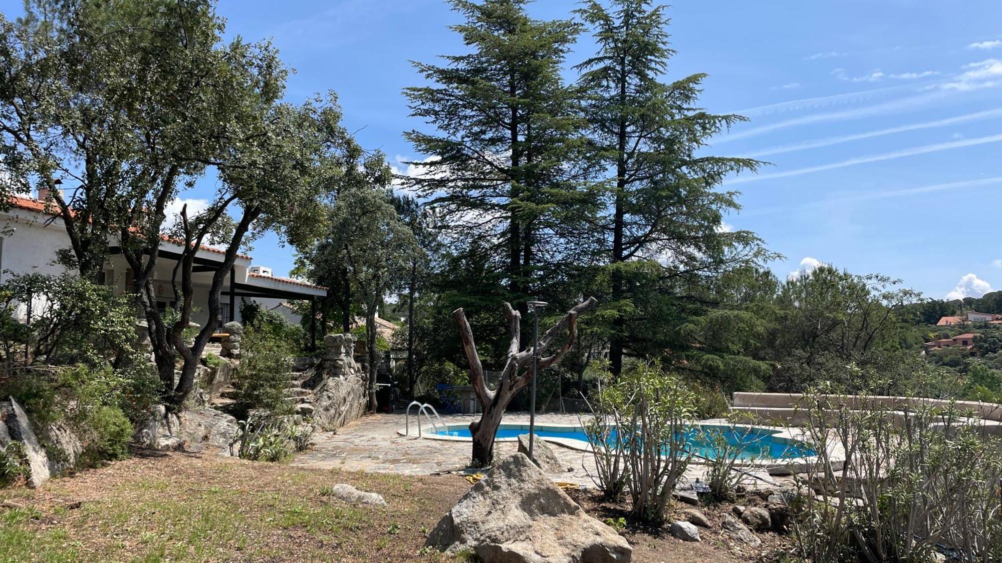 Chalet Con Piscina En Torrelodones Exterior foto