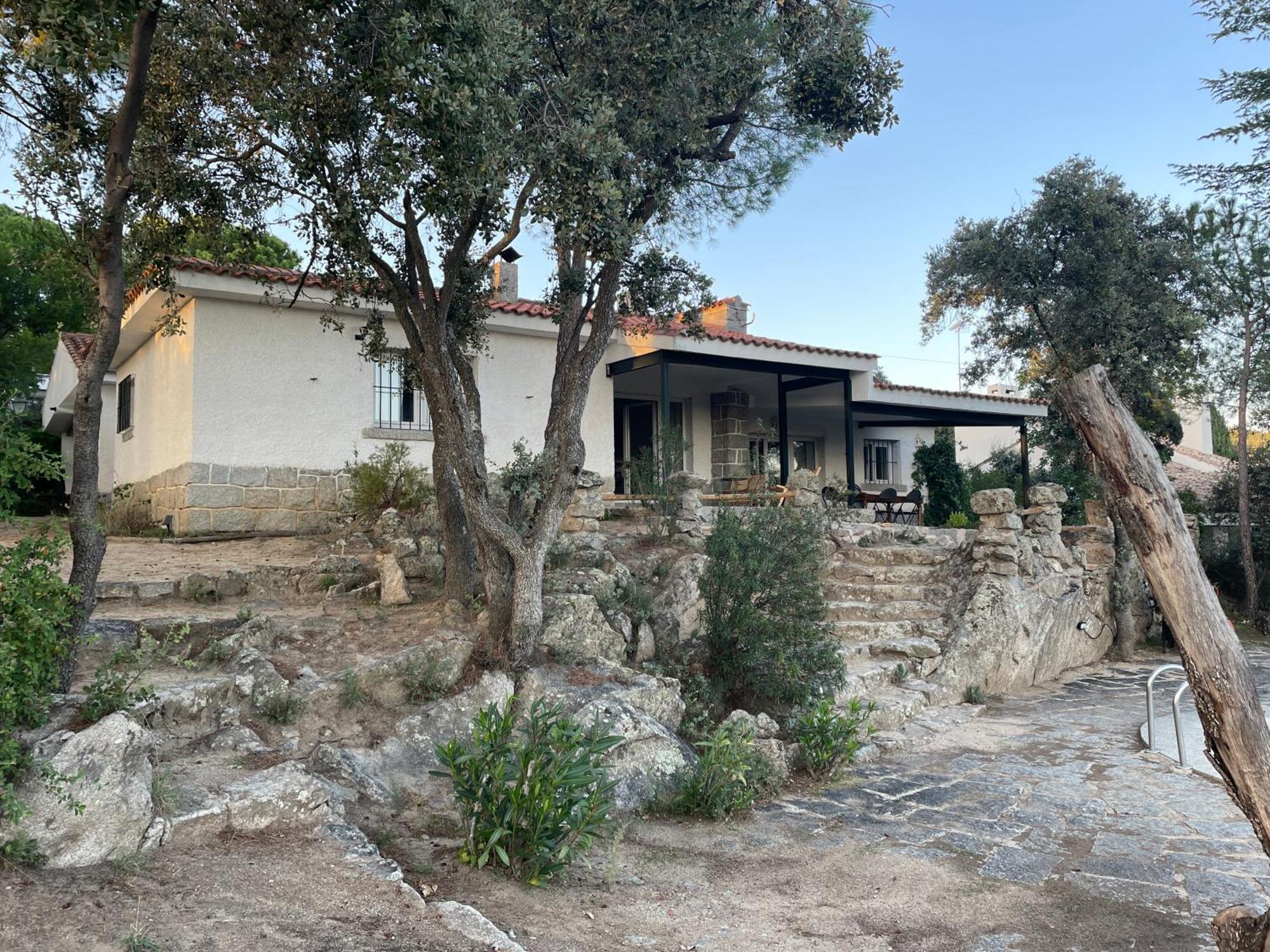 Chalet Con Piscina En Torrelodones Exterior foto