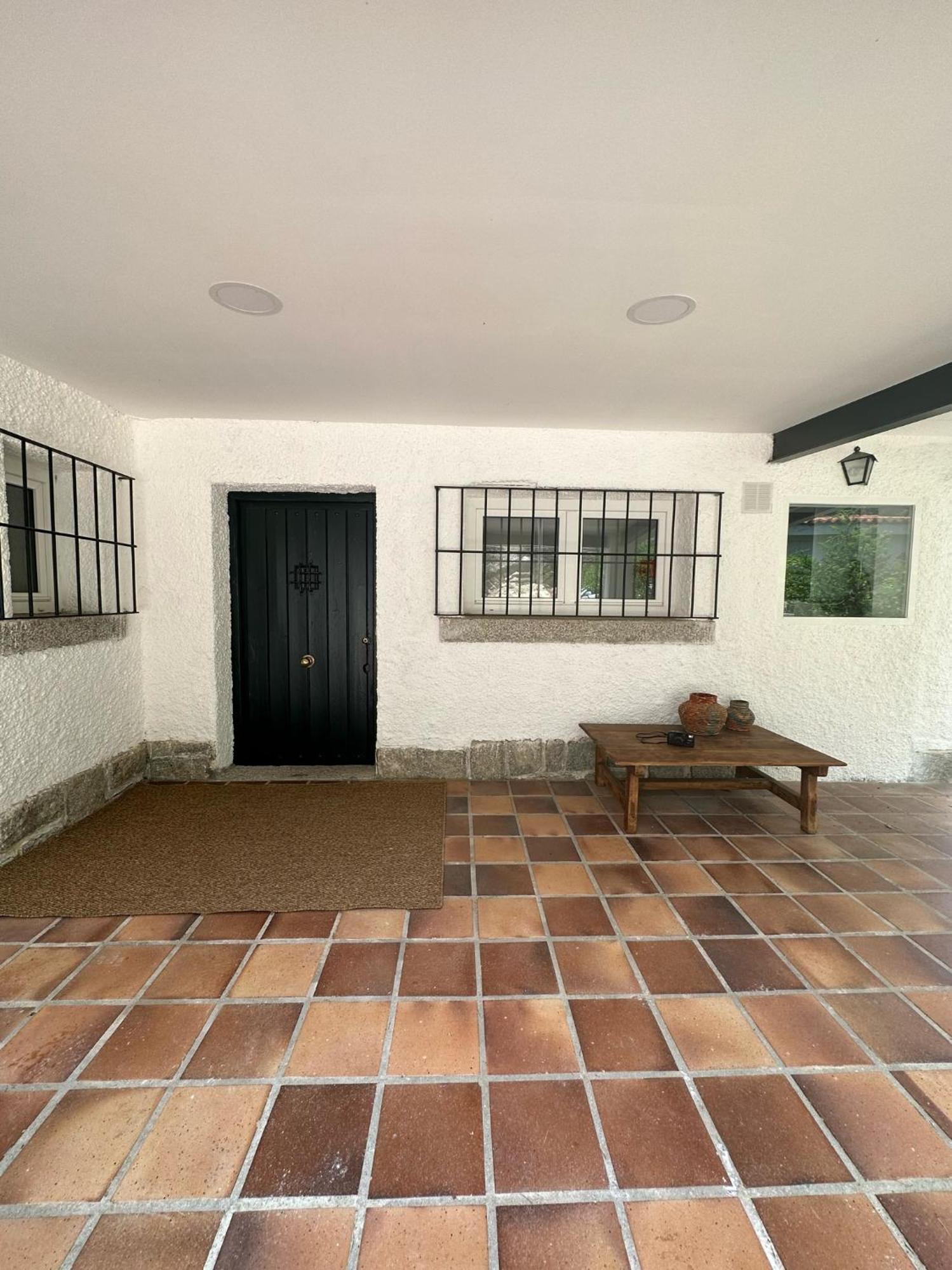 Chalet Con Piscina En Torrelodones Exterior foto
